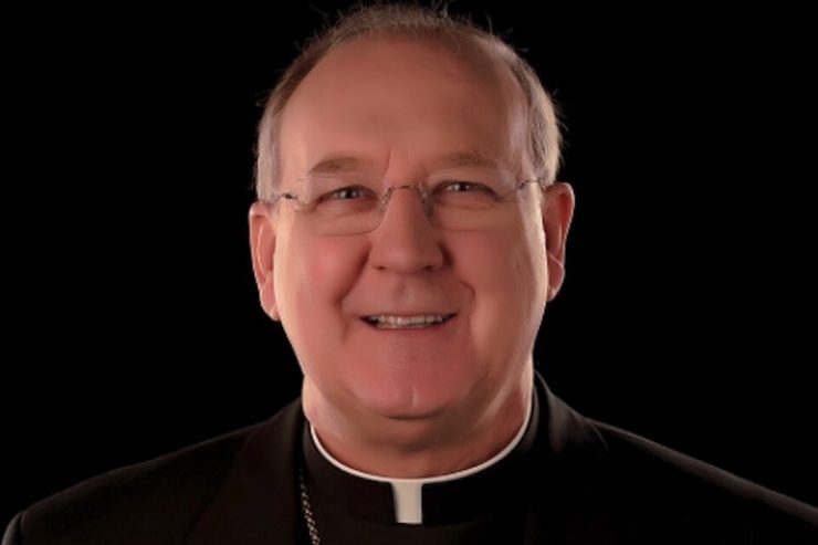 Mons. Kevin Farell obispo de Dallas y nuevo prefecto del dicasterio Laicos, Familia y Vida (Foto de su blog)