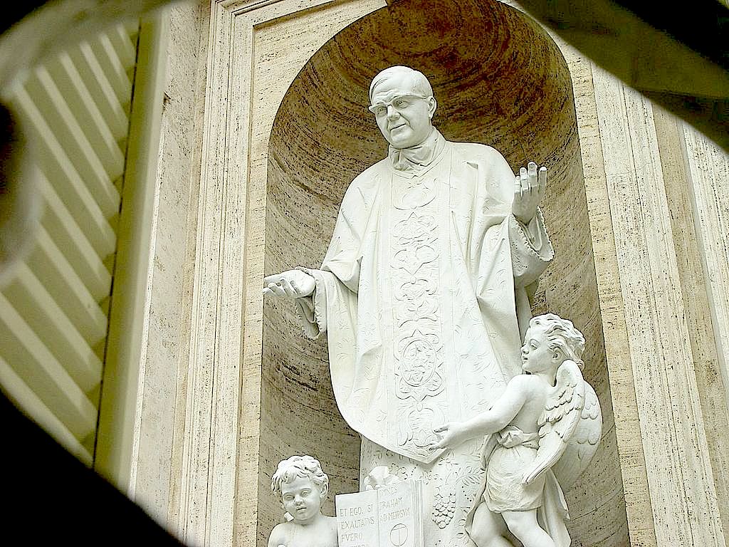 Statue of Saint Josemaría Escrivá de Balaguer (1902-1975) in the Vatican