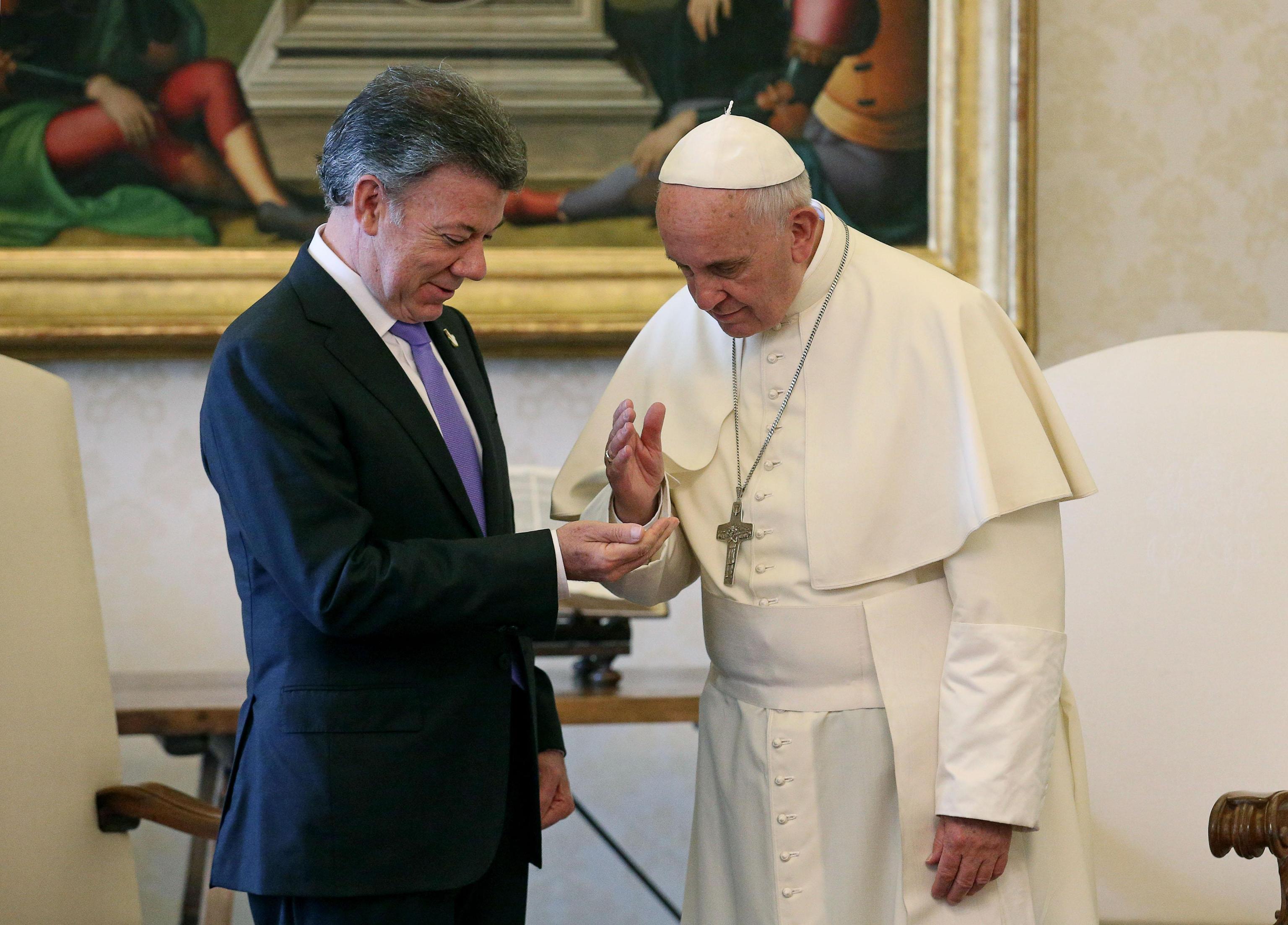 Pope Francis receives the president of Colombia