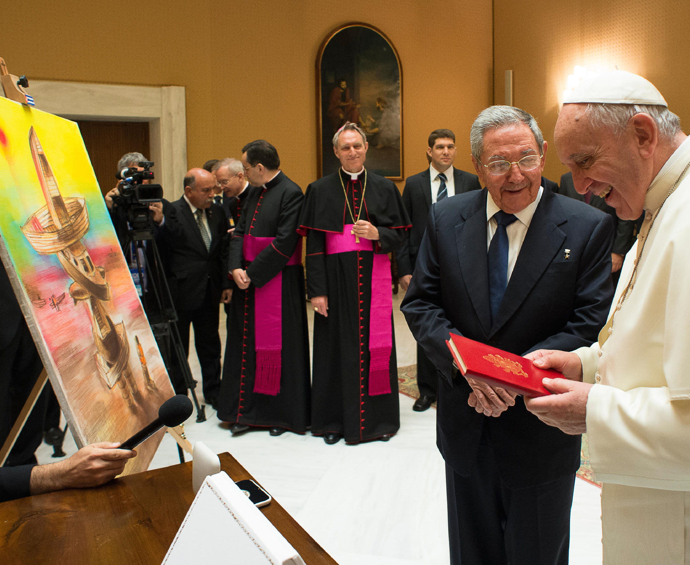 Pope Francis received in Vatican the Cuba president Raul Castro