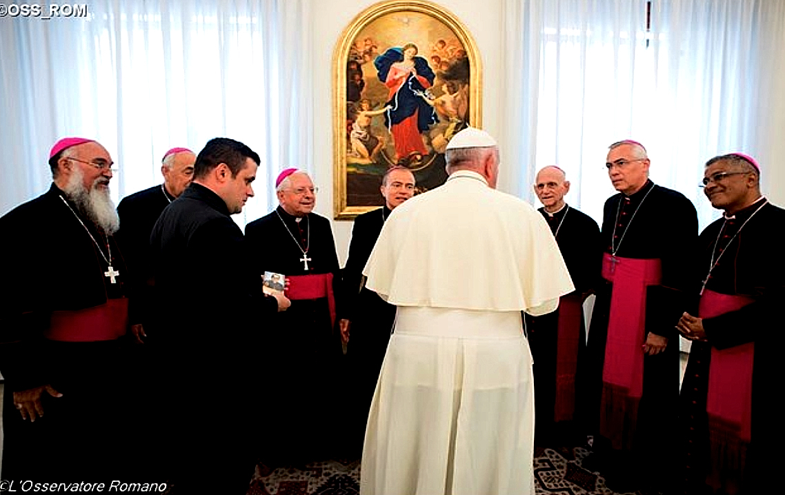 Pope Francis with Puerto Rico bishops during the 'visit ad limina' in the Vatican