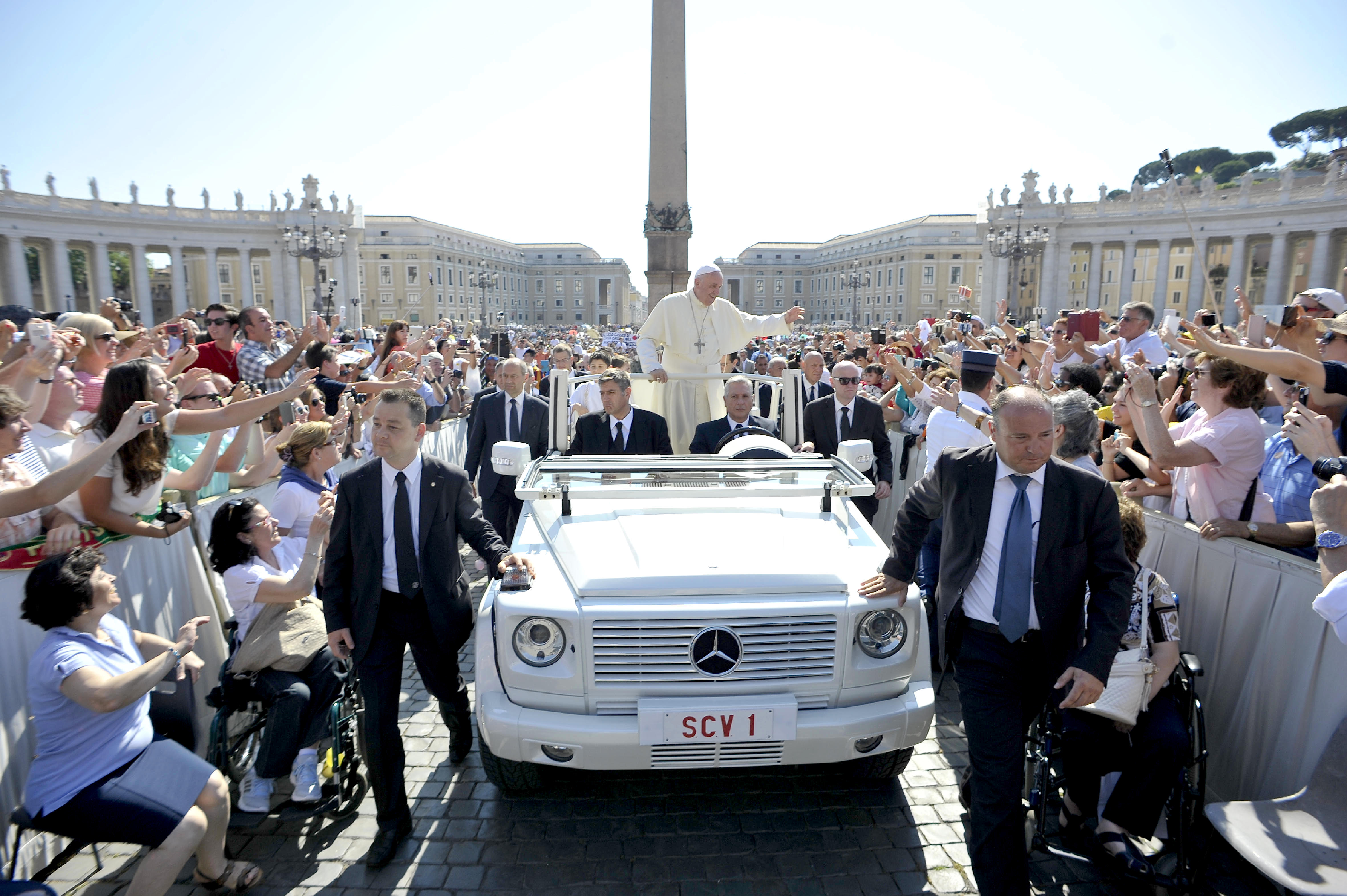Pope Francis hearing April 14 2015