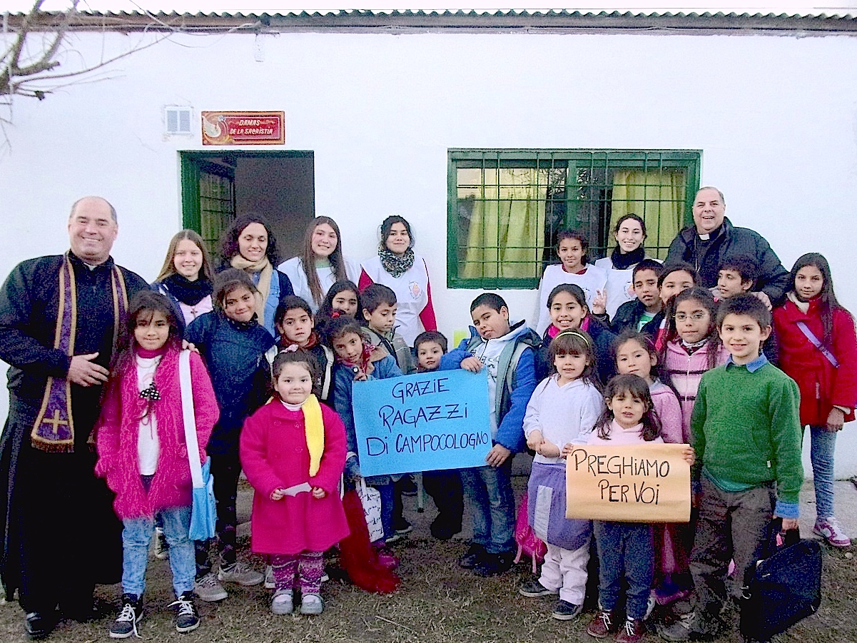 Niños de catequesis en Ensenada - Argentina