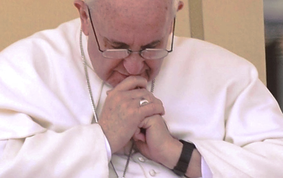 Oración del papa Francisco (Archivo © Osservatore Romano)