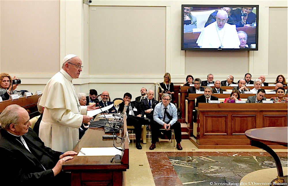 El Papa en la Pontificia academia de las Ciencias (Fto. Osservatore © Romano)