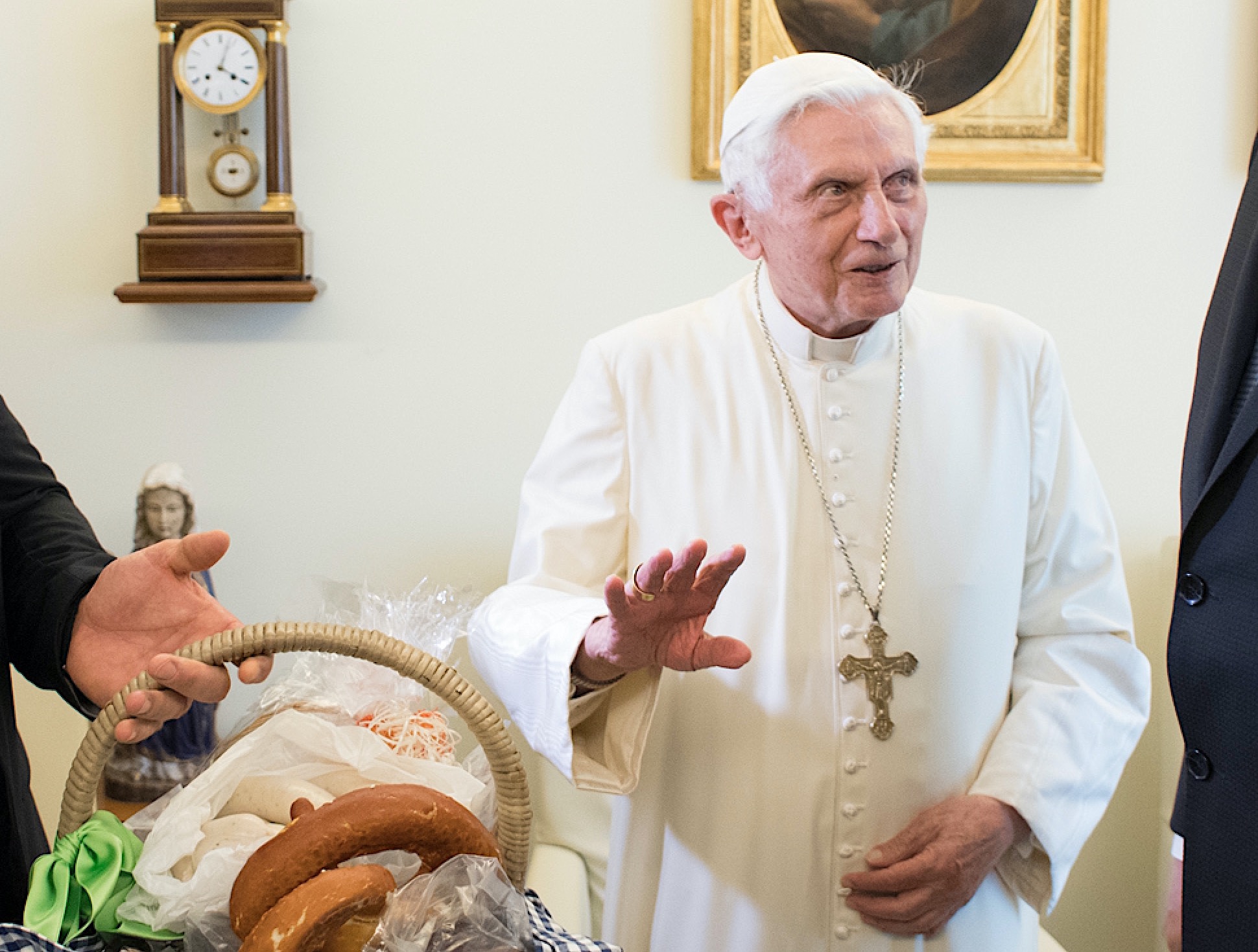 El papa emérito en su 90 cumpleaño (Osservatore © Romano)