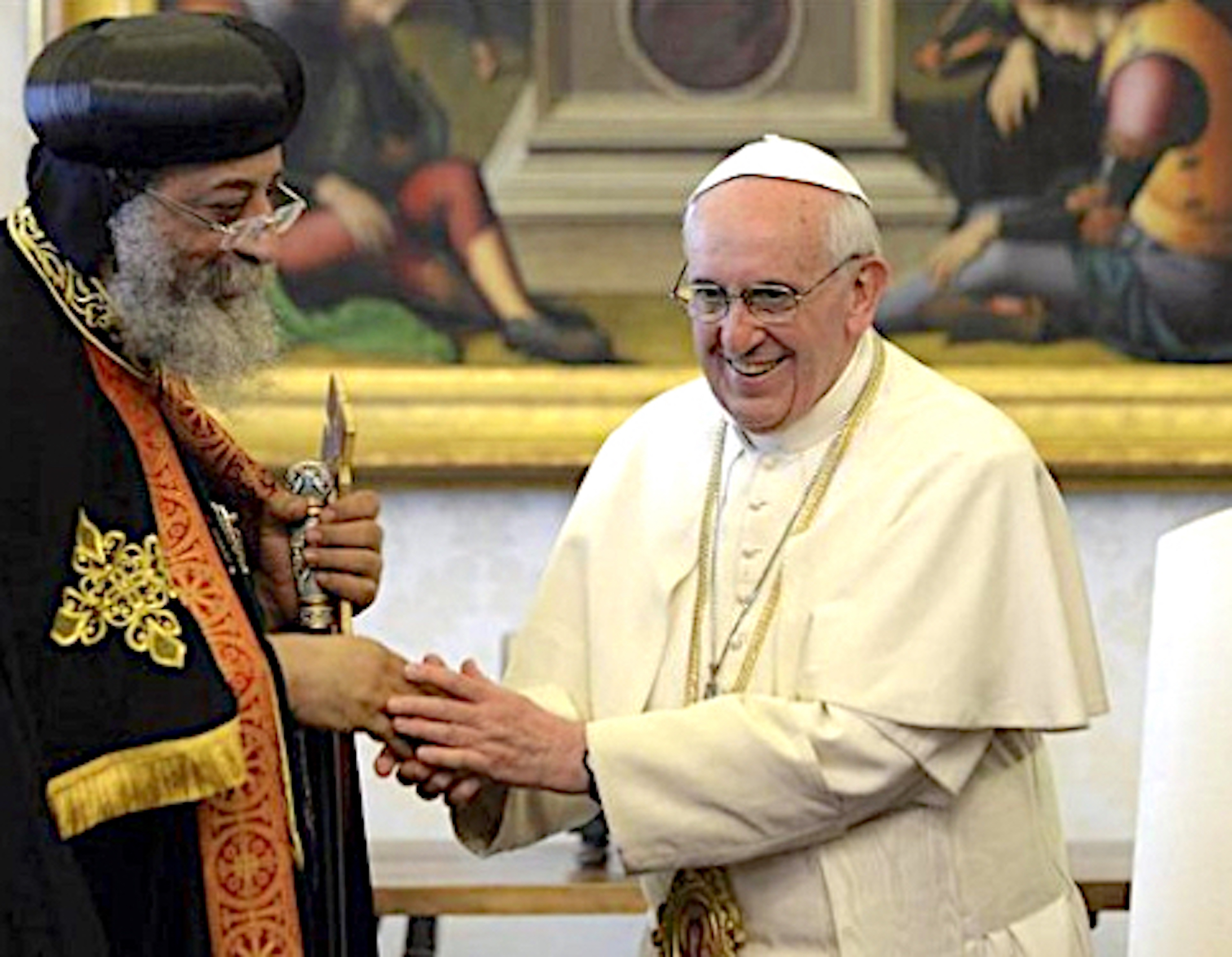 El papa Francisco con el patriarca copto Tawadros (Osservatore @ Romano)