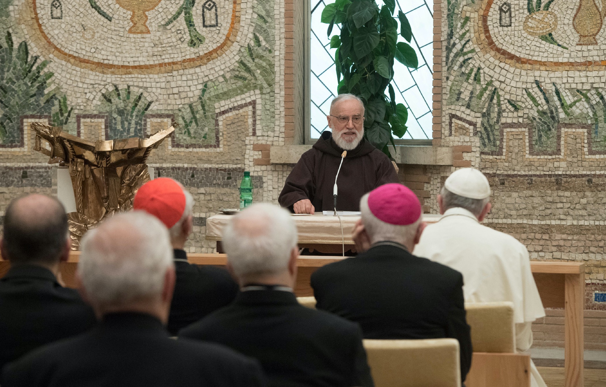 Quinta predicación de Cuaresma 2017 del padre Cantalamessa, con la presencia del Papa