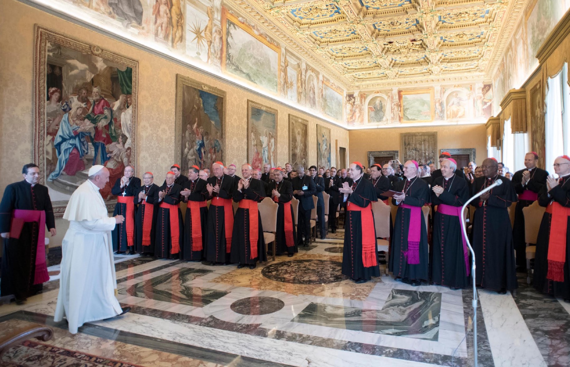 Papa con la Congregación para el Clero (Oss. © Romano)