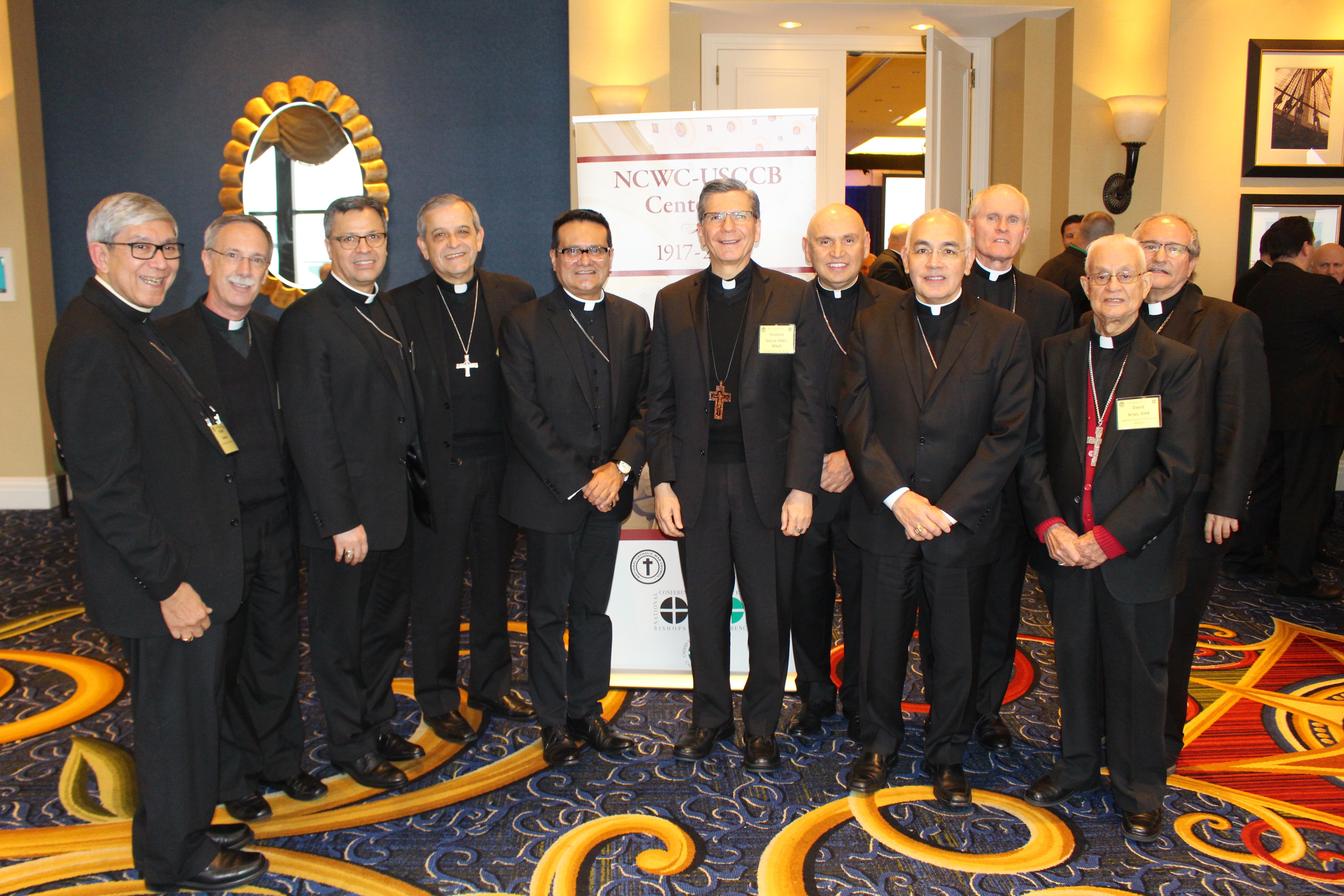 Algunos obispos activos en el V Encuentro de Pastoral Hispana, en la Asamblea de Obispos © Enrique Soros