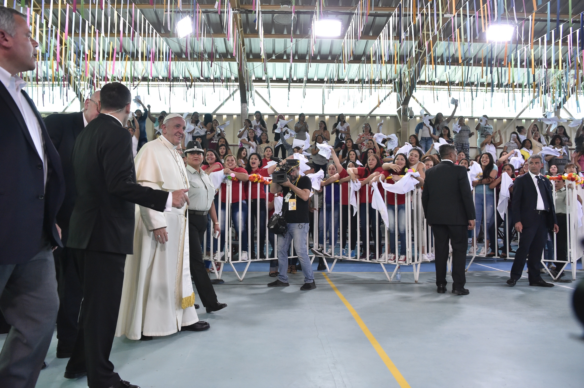 El Papa visita el Centro Penitenciario Femenino de Santiago © L'Osservatore Romano