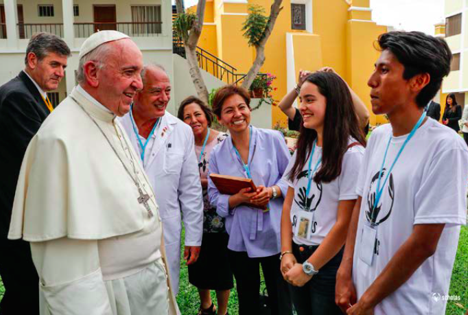 El Papa Francisco se reunió con jóvenes de 'Scholas Perú' en Trujillo © Scholas