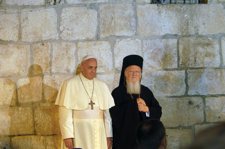 El Papa Francisco y el Patriarca Bartolomé en Jerusalen, 25 mayo 2014, Creative Commons, Nir Hason