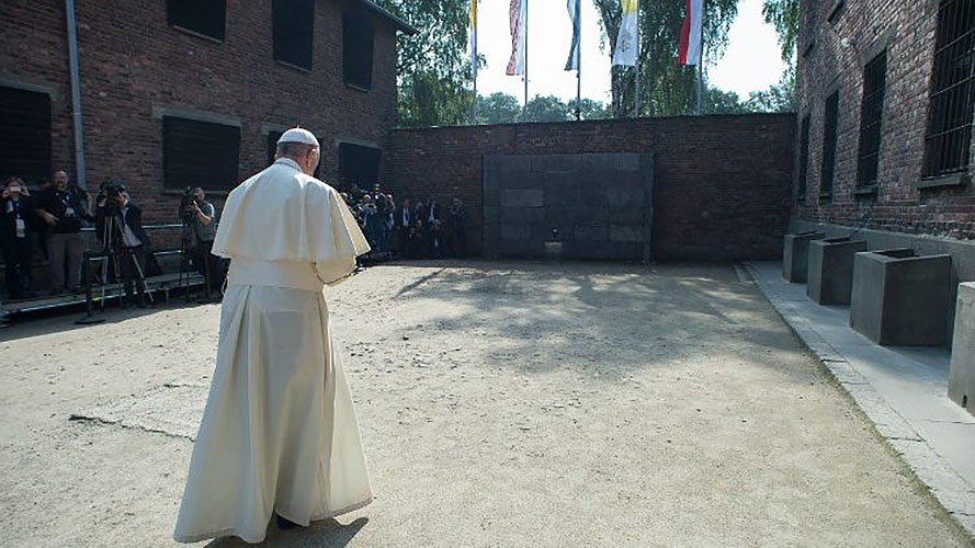 Visita del Papa a Auschwitz-Birkenau © Vatican Media