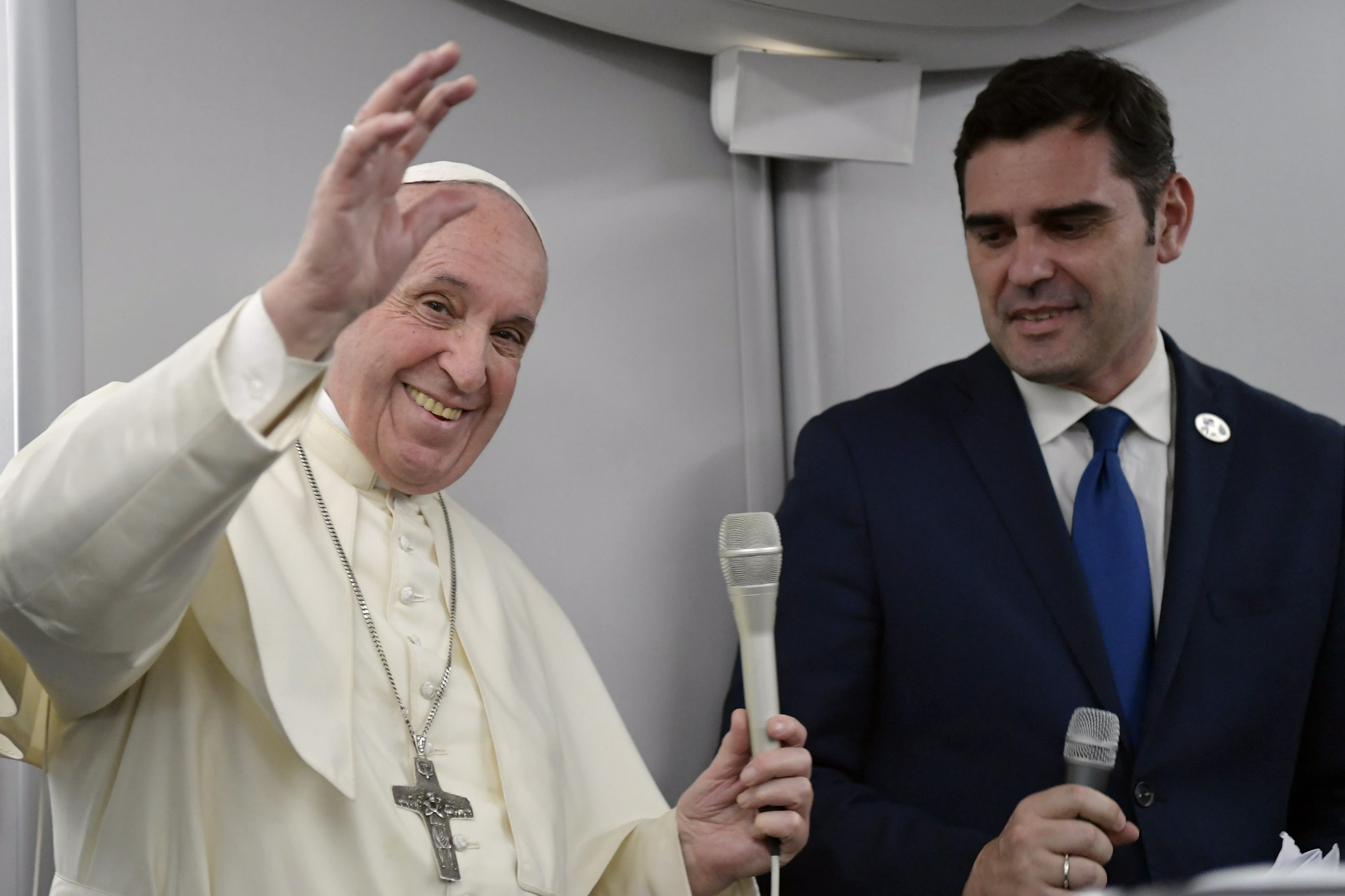 Conferencia de prensa en el vuelo de regreso de Panamá © Vatican Media
