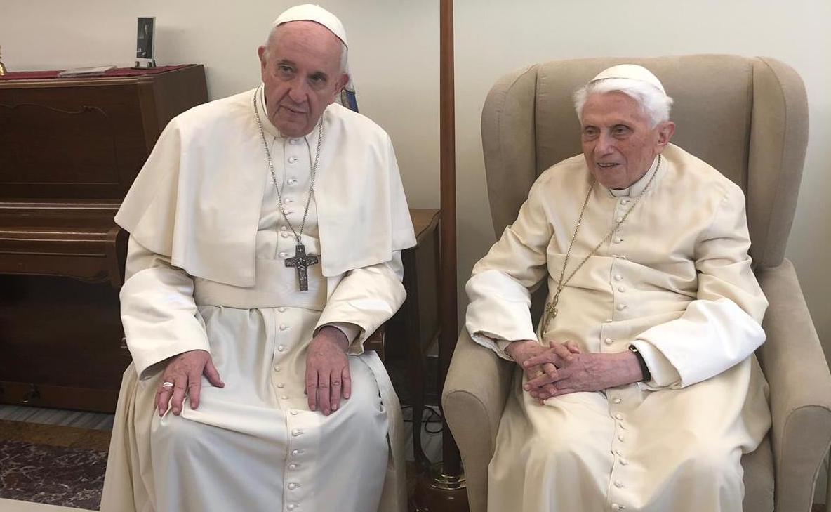 Francisco y Benedicto XVI, 15 abril 2019 © Vatican Media