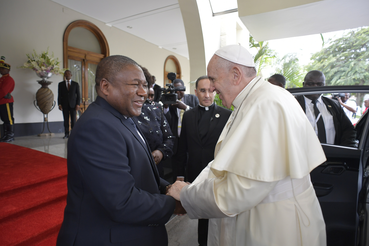 Saludo del Papa al presidente de Mozambique © Vatican Media