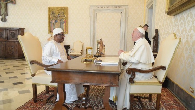 El Papa recibe al presidente Ibrahim Boubacar Keïta © Vatican Media