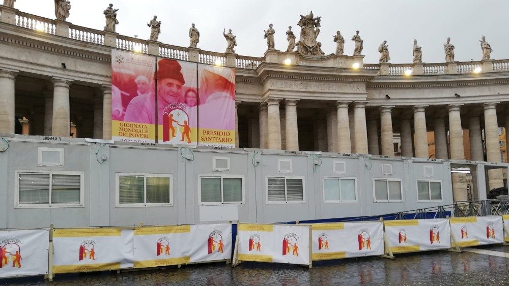 Ambulatorios instalados en el Vaticano en la Jornada del Pobre © Vatican Media