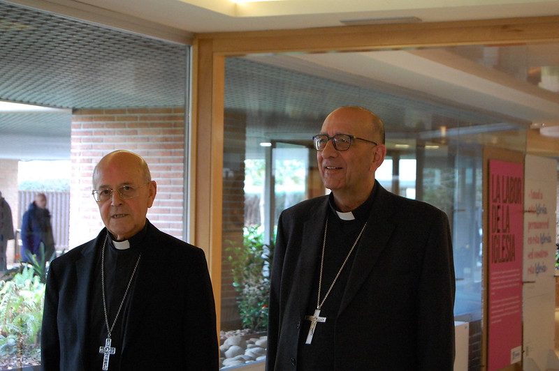 El cardenal Omella, a la dcha, acompañado por el cardenal Blázquez © Conferencia Episcopal Española
