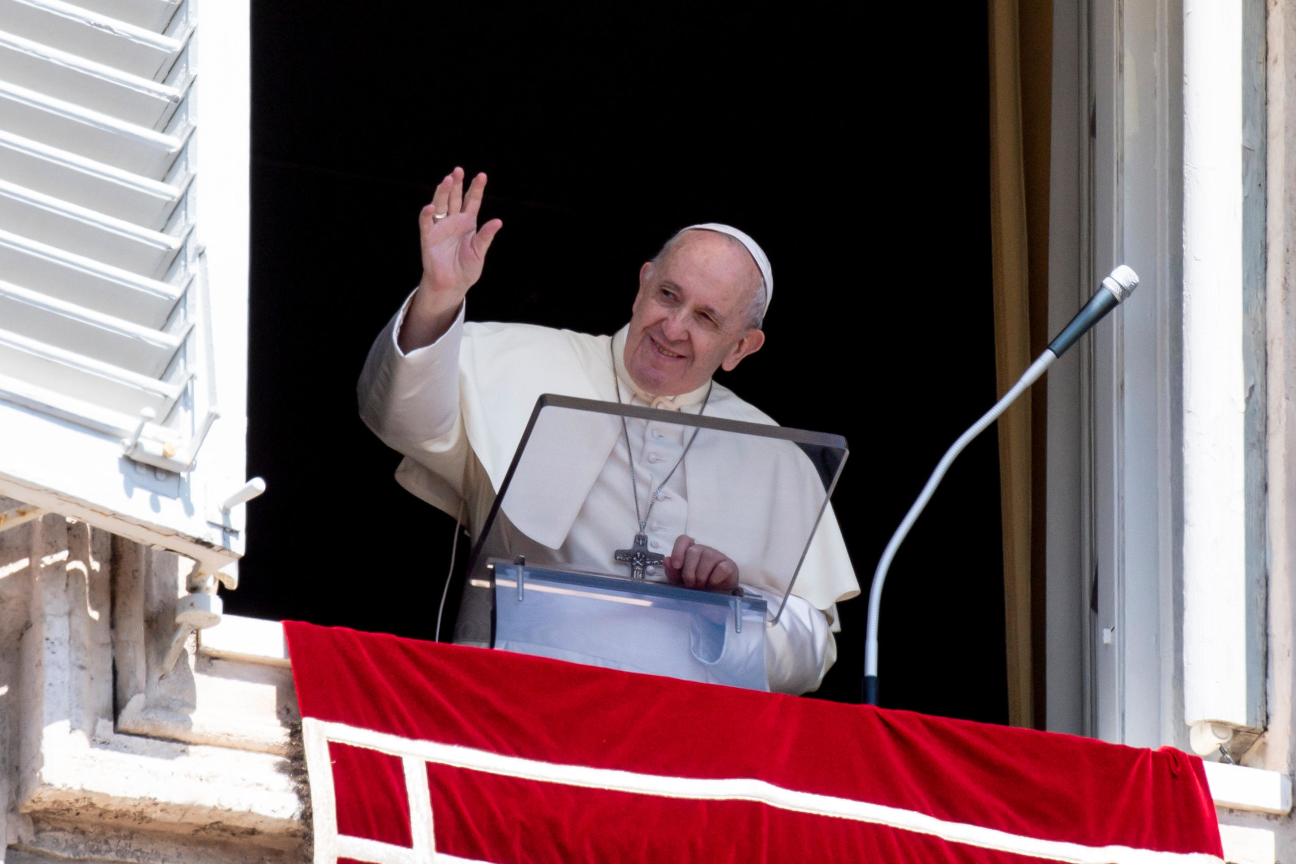 Ángelus saludos del Papa