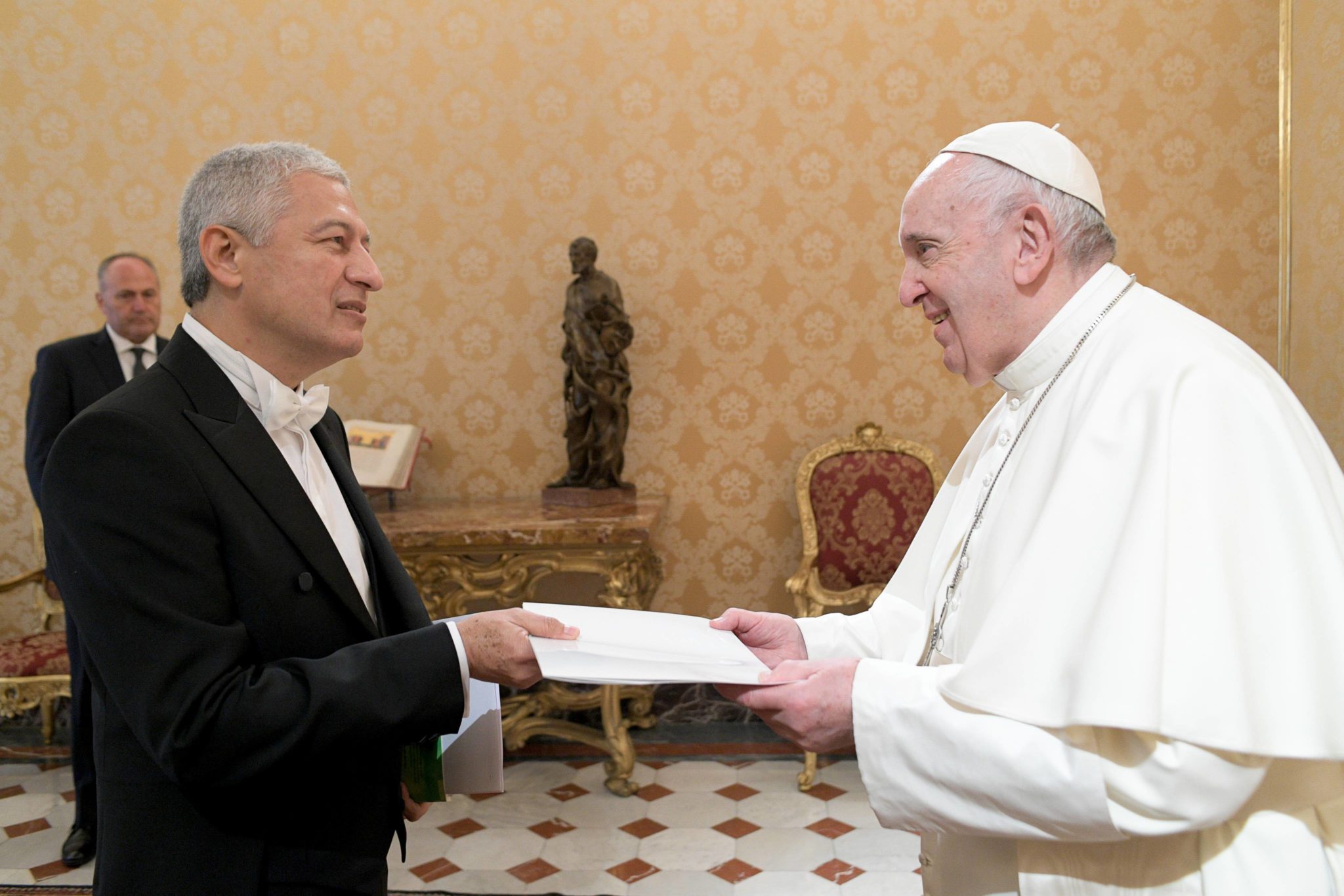 Vaticano: El embajador de Nicaragua entrega sus credenciales