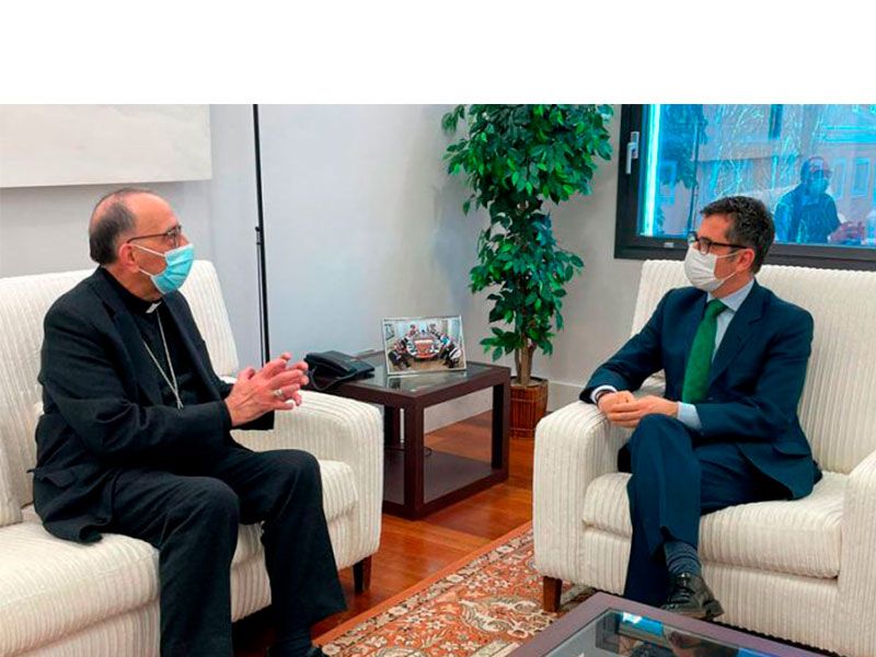 Presidente de los obispos españoles se reúne con representante del gobierno: cordialidad y temas tratados