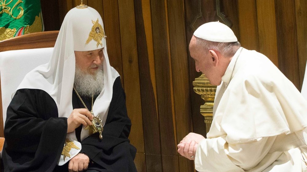 El Papa consagra Rusia y Ucrania a María, Kirill reza a la Virgen: la réplica del patriarca ruso a la iniciativa pontificia