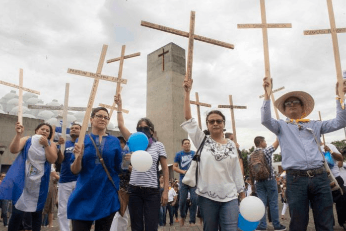 Iglesia en América latina: los retos del secularismo agresivo y la polarización social. Entrevista
