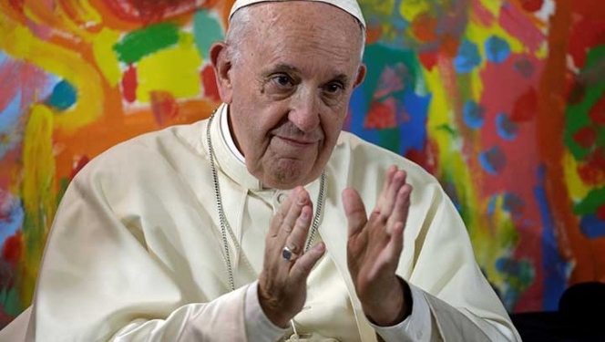 Papa habla otra vez de homosexualidad, cuenta experiencia y sorprende a la  prensa no católica - ZENIT - Espanol