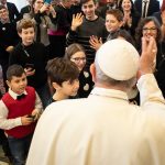 Papa inicia un ciclo bienal de mensajes a jóvenes de cara a jubileo 2025