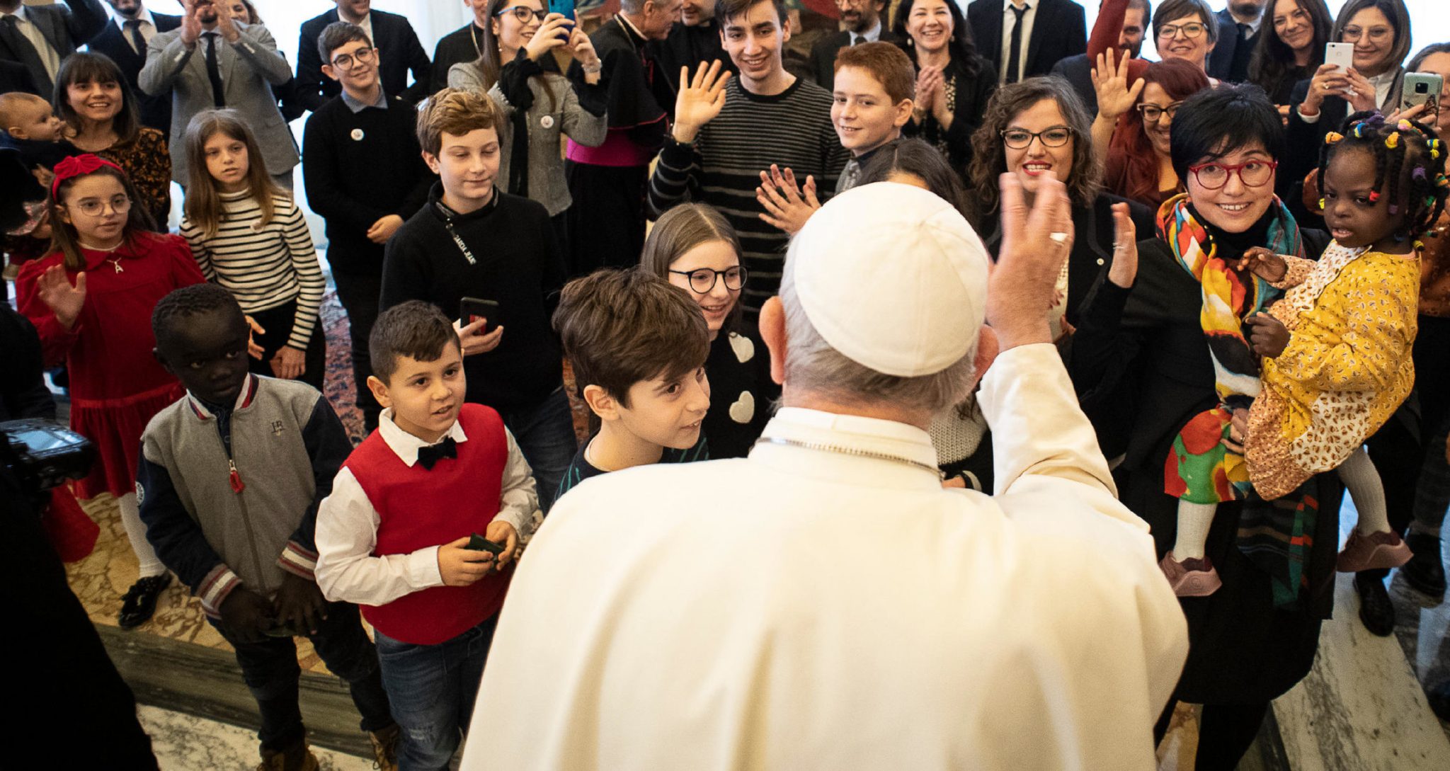 Papa inicia un ciclo bienal de mensajes a jóvenes de cara a jubileo