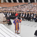 Papa ante multitudinaria peregrinación de húngaros en Vaticano, encabezados por su presidente