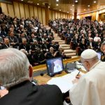 La carta del papa a los párrocos: 3 recomendaciones para inspirar el estilo de vida y de acción de los pastores