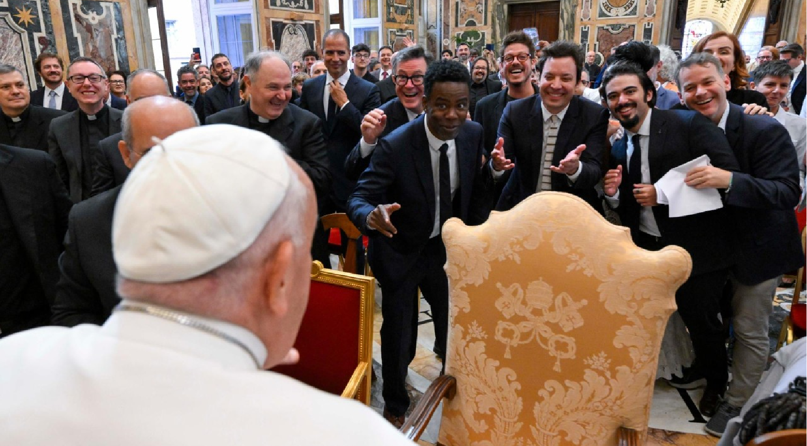 Papa Francisco recibió en audiencia a 107 personajes del ámbito del humorismo y de la comedia