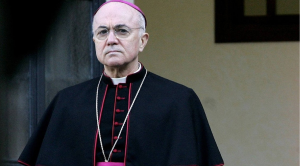 ex nuncio del Papa en los Estados Unidos, Carlo Maria Viganò