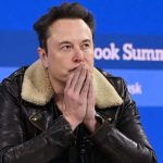 Elon Musk denuncia que la ideología woke mató a su hijo, en entrevista con Jordan Peterson