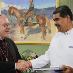 En medio de fraude en Venezuela, nuevo Nuncio del Papa presenta cartas credenciales a Maduro