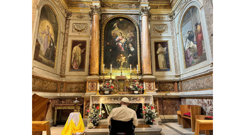 La tumba de Santa Mónica se encuentra en la Basílica de San Agustín, en una capilla lateral dedicada a ella.