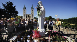 autoriza el culto público, aunque sin declarar la naturaleza sobrenatural de las apariciones