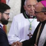 Presidente de Chile acude a catedral católica de la capital para Te Deum por día de la independencia