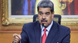 Maduro justificó esta medida como un gesto de "agradecimiento" y "homenaje" a los venezolanos