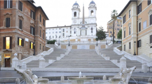 una sentencia de la Corte de Cuentas de Francia puso en duda la soberanía italiana sobre la famosa Escalera Española y la iglesia adyacente, Trinità dei Monti, en la Piazza di Spagna