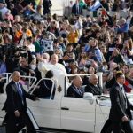 2 maneras como el Espíritu Santo trabaja por la unidad de la Iglesia, según el Papa