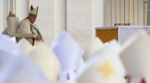 el Papa Francisco participó en la misa de apertura de la XVI Asamblea General Ordinaria del Sínodo de los Obispos