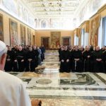 el Papa Francisco recibió en audiencia privada, en la Sala del Consistorio, al colegio de penitenciarios del Vaticano