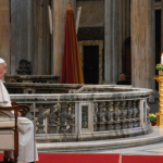 Esta es la oración que el Papa dijo a María para pedir por la paz en Tierra Santa y el mundo