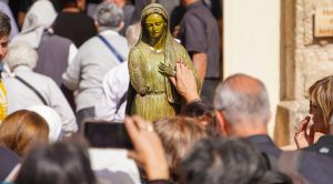 Fiesta de la Virgen María, Reina de Palestina, patrona principal de la Diócesis