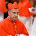 Cardenal Becciu VS director editorial de Medios del Vaticano en web oficial: texto completo en español