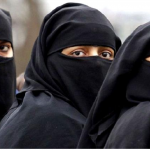 Prohibición del burka en Suiza entrará en vigor el 1 de enero 2025 y suscita reacciones encontradas